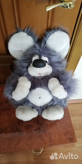 Большая пушистая мышка
