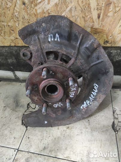 Кулак поворотный передний левый Lexus RX 350