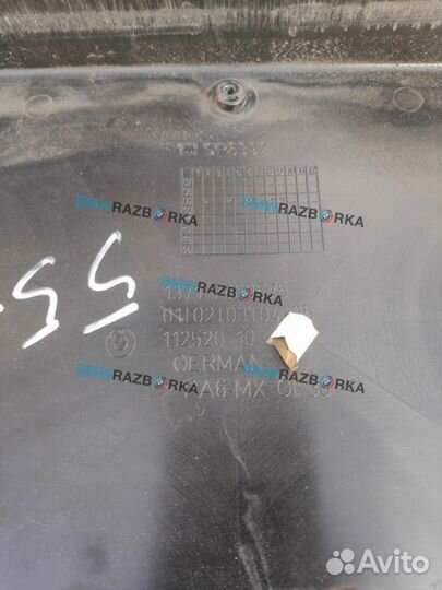 Декоративная крышка двигателя BMW 7 F01/F02 2010