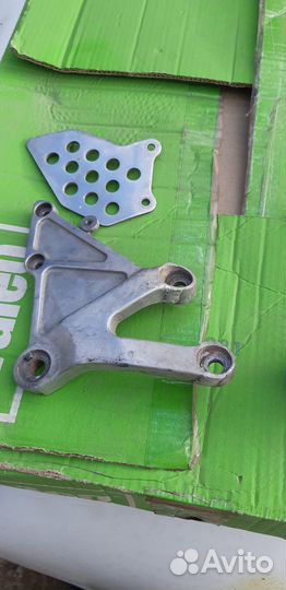 Honda CBR 600rr 2003 передний комплект подножек