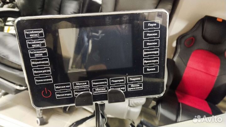 Новое массажное кресло Booker, русское меню