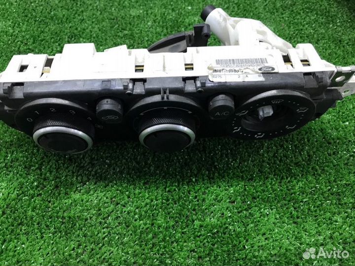 Панель климата Ford Focus 2 qqdb 2006