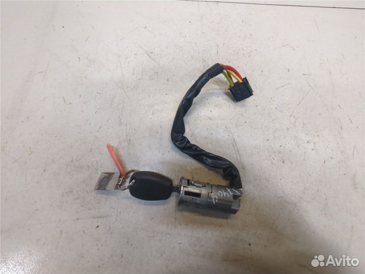 Замок зажигания Dacia Logan, 2006