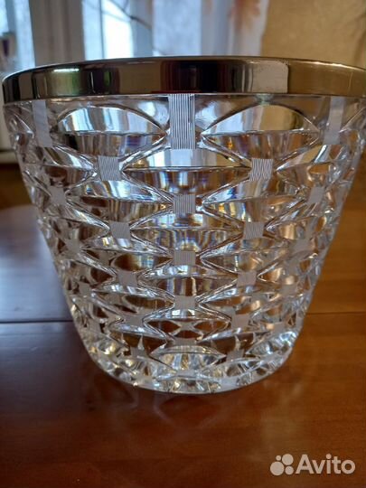 Ваза хрустальная