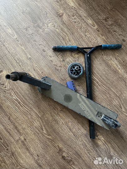 Трюковой самокат Explore