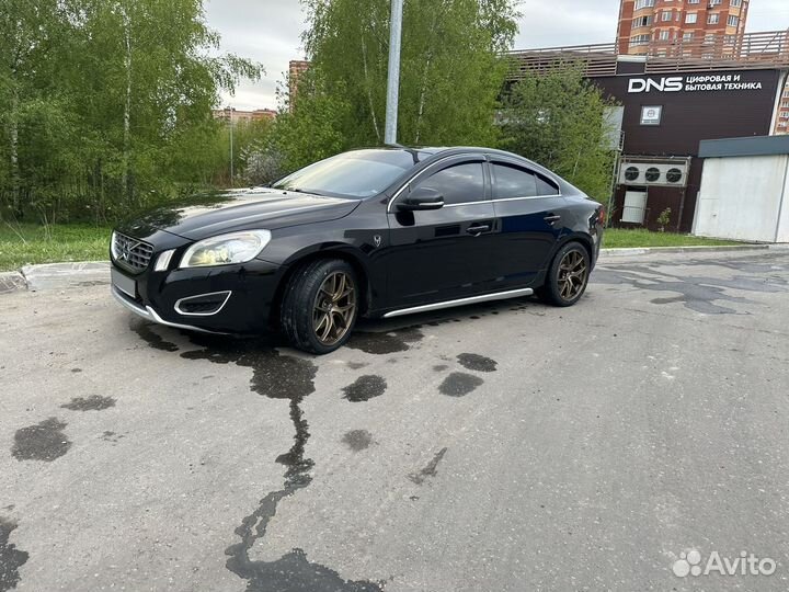 Volvo S60 2.4 AT, 2010, 200 000 км