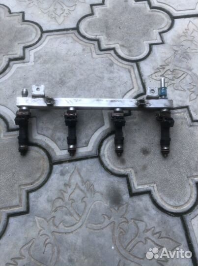 Топлевная рампа с форсунками опель корса д