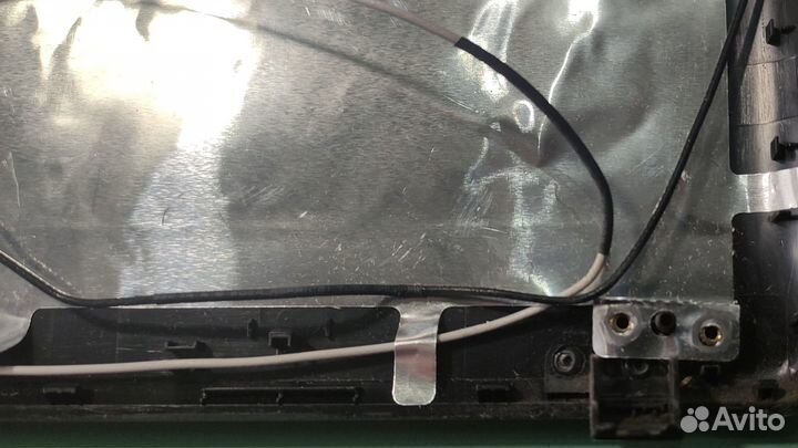 Крышка монитора Lenovo G780