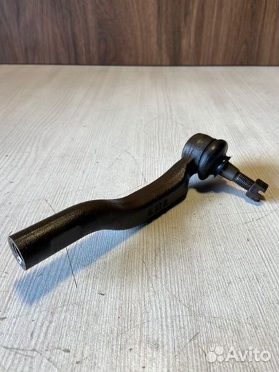 Рулевой наконечник левый Toyota Corolla 180 1ZR-FE