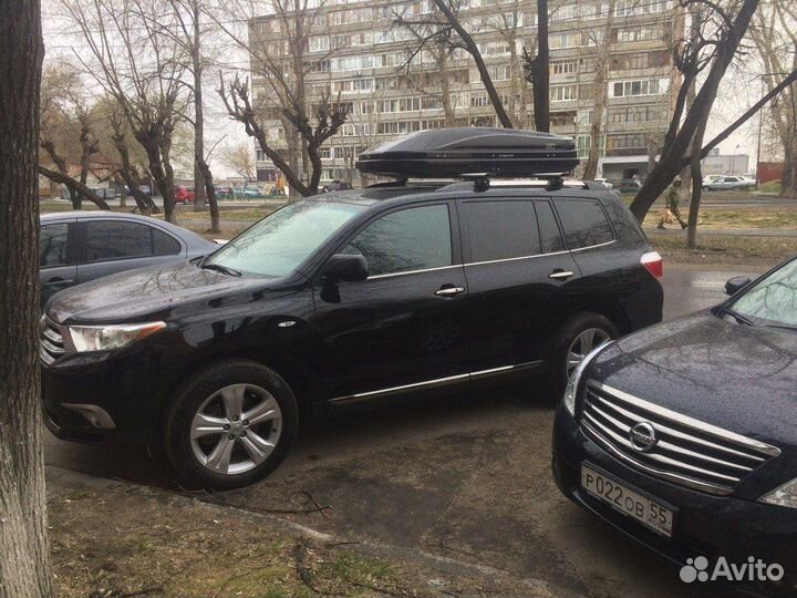 Автобокс багажник на крышу Toyota Highlander