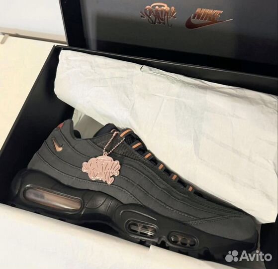 Кроссовки Nike air max 95 syna world