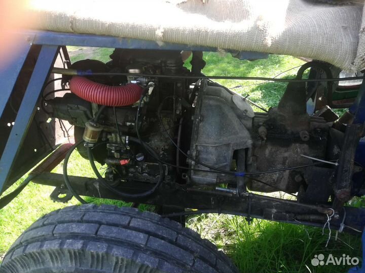 Трактор, 2000