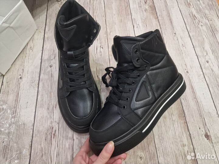 Ботинки-кеды осень 36.41