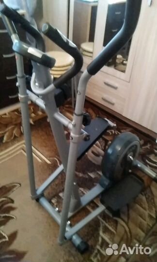 Эллиптический тренажер с инерционным весом маховик