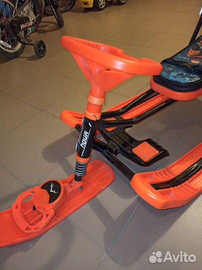 Детский снегокат