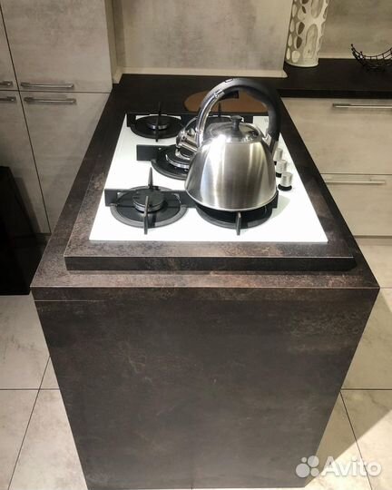 Кухонный гарнитур угловой модульный