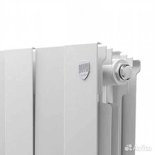 Биметаллический секционный радиатор отопления Roya