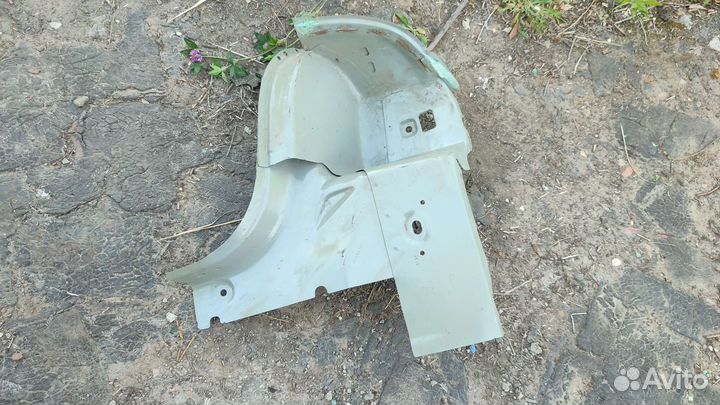 Крепление фонаря правого VW polo седан