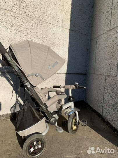 Трехколесный велосипед