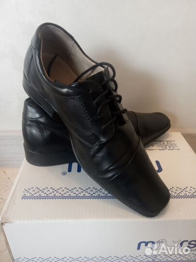 Туфли на мальчика 35р