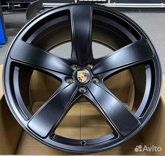 Диски на Porsche Macan Порше Макан R21