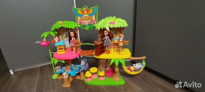 Кафе энчантималс и 3 куклы enchantimal