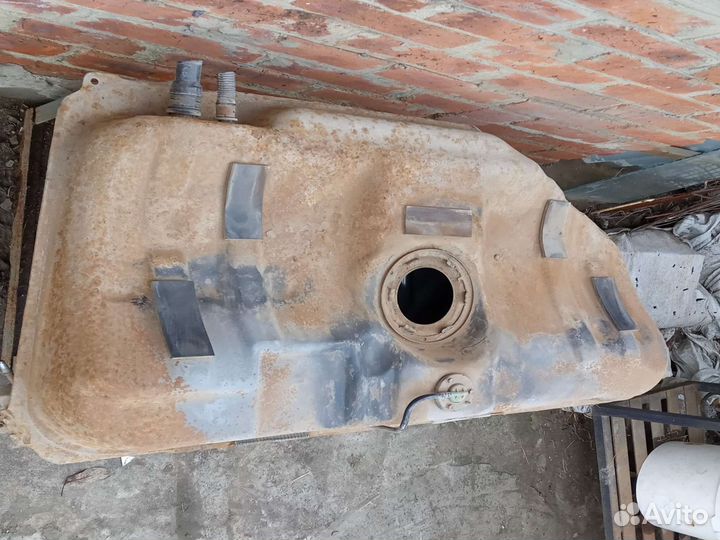 Бензобак Шевроле лачетти