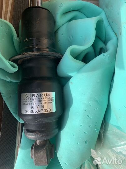 Задние амортизаторы Субару (Subaru) 20365AG020