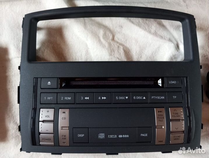Магнитола для Паджеро 4