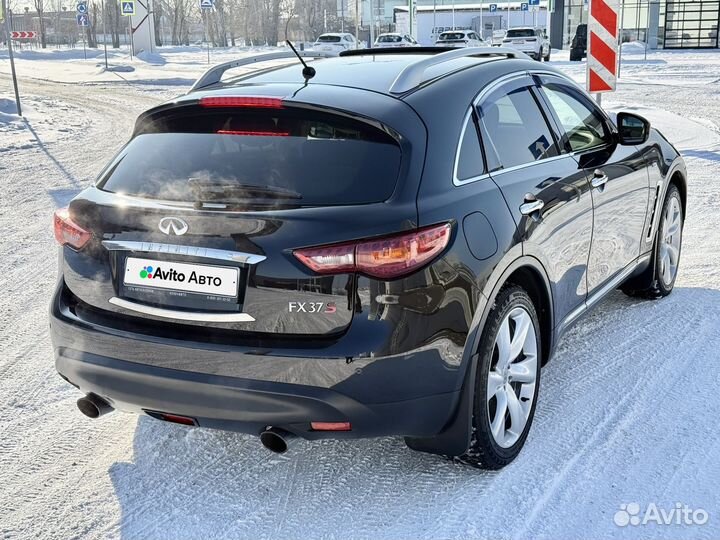 Infiniti FX37 3.7 AT, 2011, 124 900 км