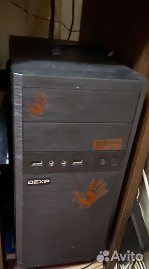 Игровой системный блок с монитором