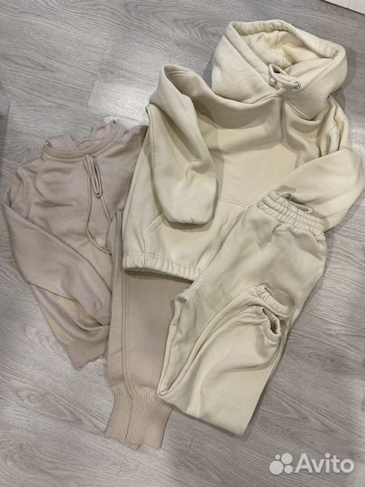 Спортивные комтюмы на флисе и кашемировый