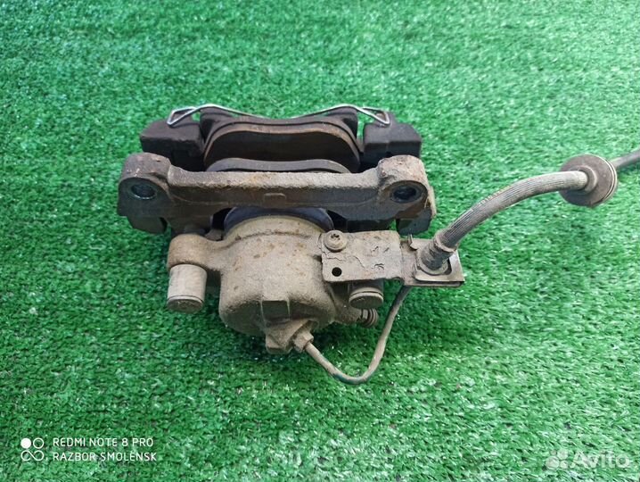 Суппорт передний левый Рено Лагуна 2