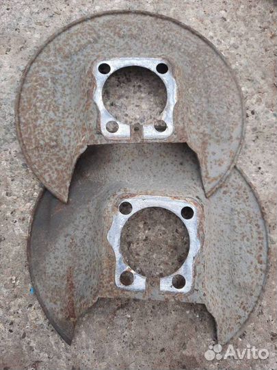 Тормозной щиток Citroen Jumpy 2 рест. 2013