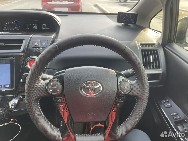 Toyota Prius Alpha 1.8 CVT, 2016, 132 000 км