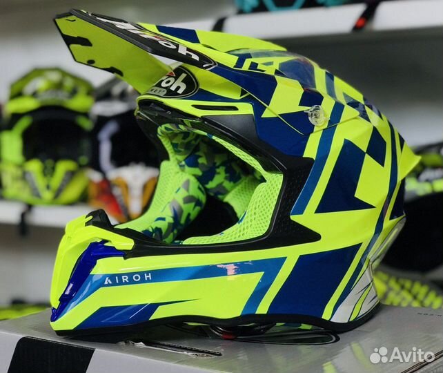 Кроссовый шлем Airoh Twist 2.0 тс21