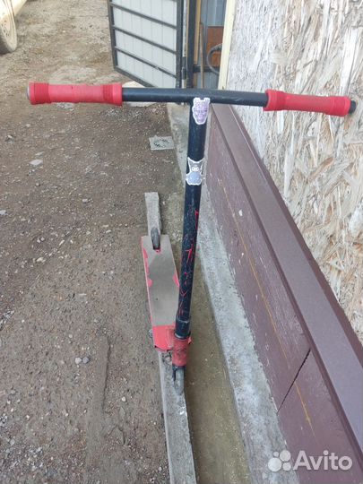 Трюковой самокат