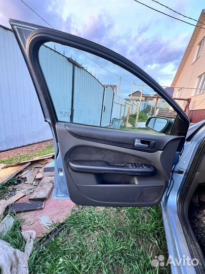 Дверь на ford focus 2