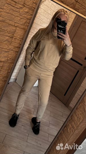 Спортивный костюм новый John Richmond