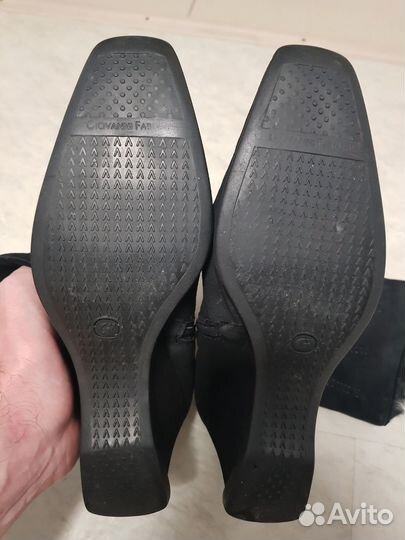 Зимние женские сапоги 38