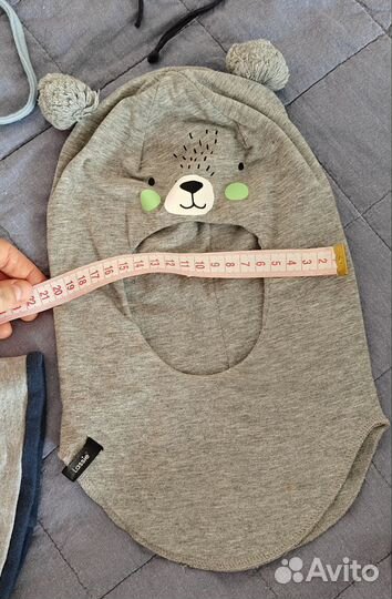 Шапки демисезонные и шлем 46 48