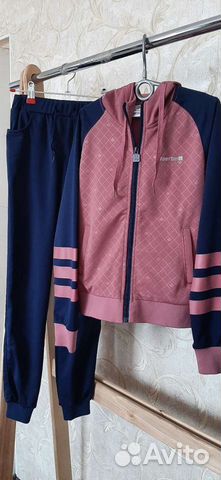 Костюм новый 140-146