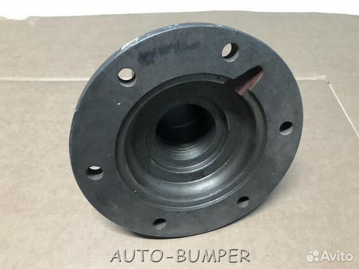 DongFeng Крышка подшипника первичного вала