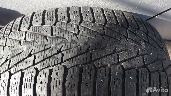 Nokian Tyres Hakkapeliitta 7 SUV 275/50 R20 113T