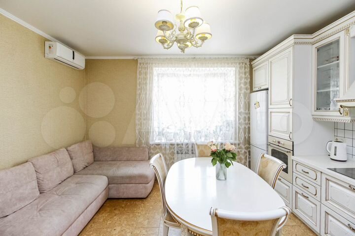 2-к. квартира, 68,3 м², 9/10 эт.