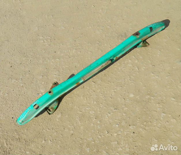 Усилитель бампера передний Felicia (дефект)