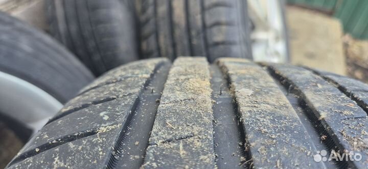 Диск r18 с резиной triangle