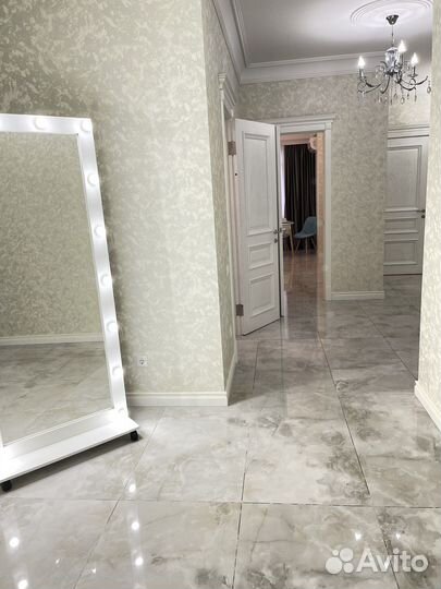 Зеркало с подсветкой