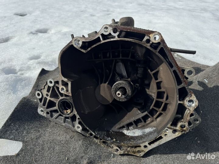 Opel zafira b МКПП 1.8 бензин