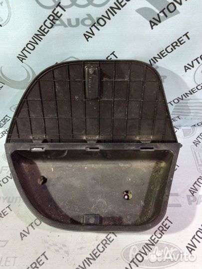 Ящик для инструментов в багажника Kia Ceed 1